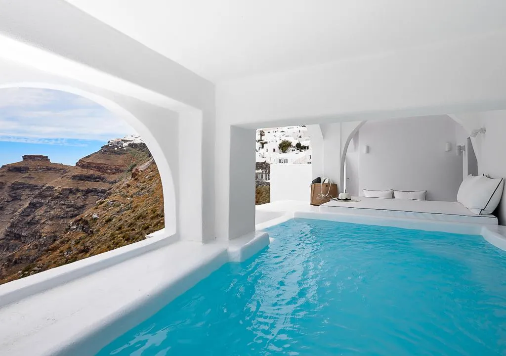 VILLA WITH PRIVATE POOL Room, Infinity Suites & Dana Villas, Santorini