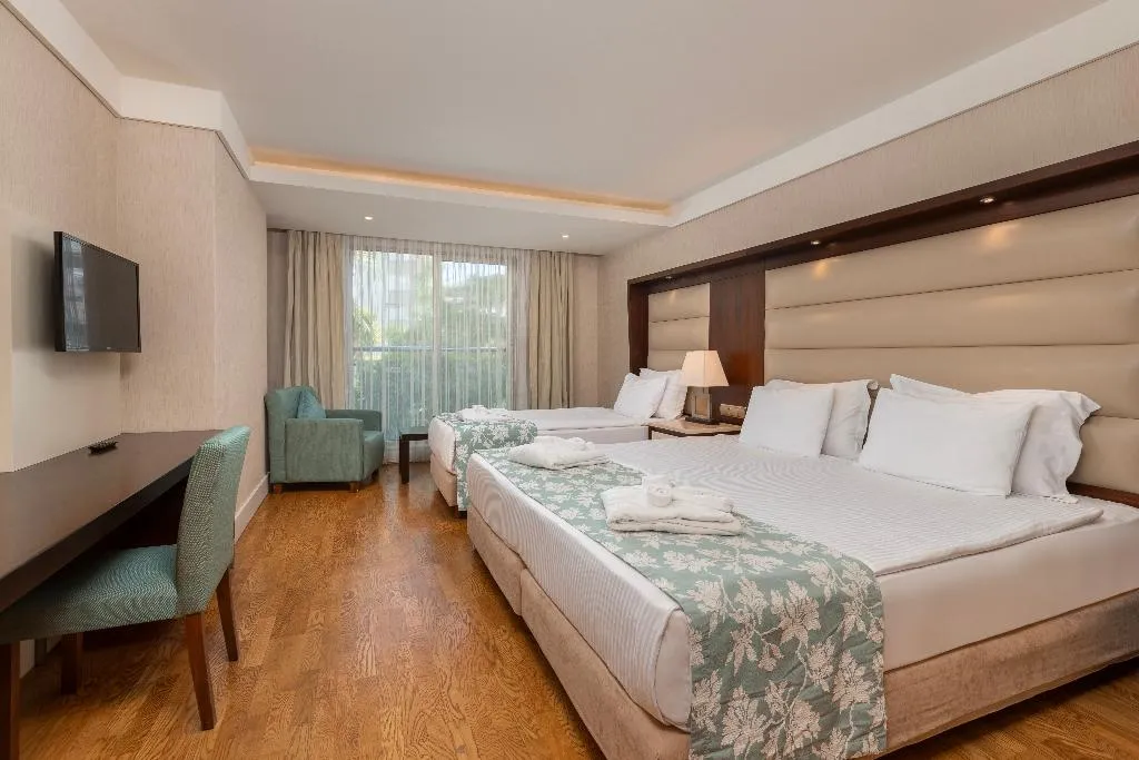 DOUBLE SINGLE USE ECONOMY Room, Ramada Plaza By Wyndham Antalya, Antalya