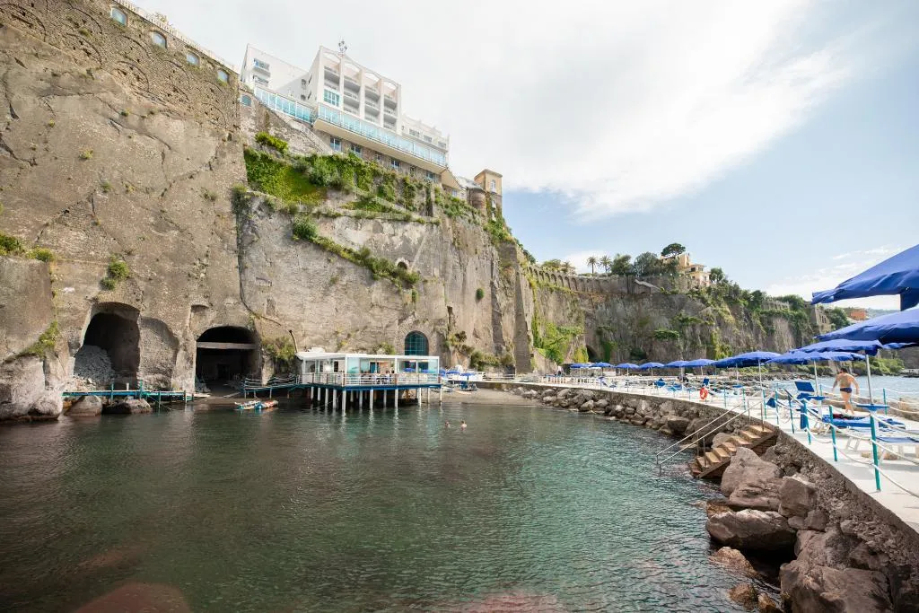 Beach, Parco Dei Principi, Naples