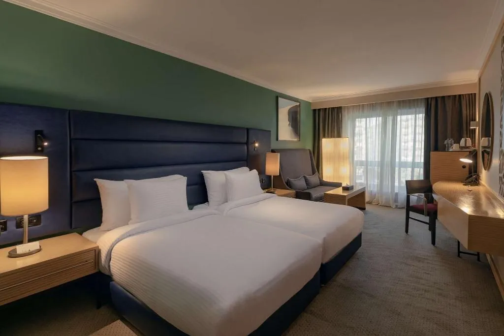DOUBLE EXECUTIVE KING BED Room, Radisson Blu Cairo Heliopolis, Cairo
