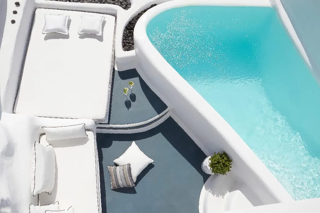 VILLA HONEYMOON Room, Infinity Suites & Dana Villas, Santorini