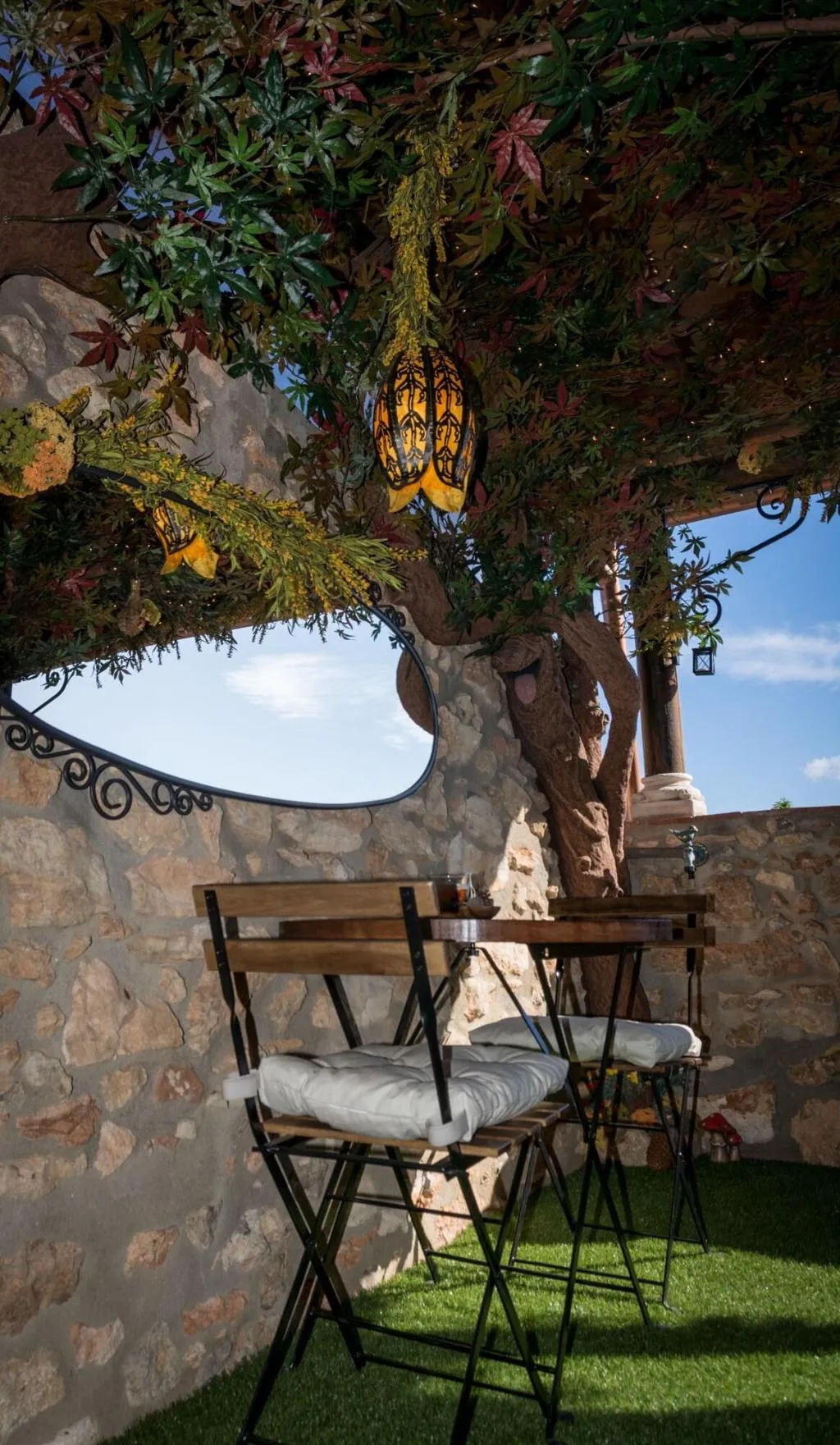 Terrace, Cal Ganso Encantat, Costa Dorada