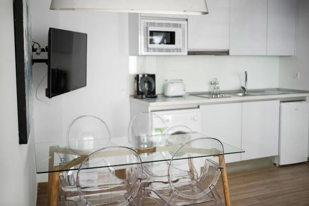 Room, Feelathome Ma Rtires Apartments, Costa Del Sol