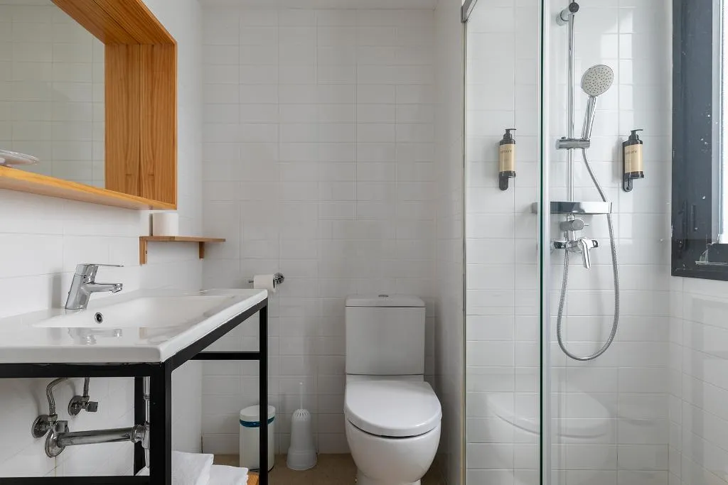APARTMENT TWO BEDROOMS WITH TERRACE Room, Holiday Rentals Tempa Museo, Seville