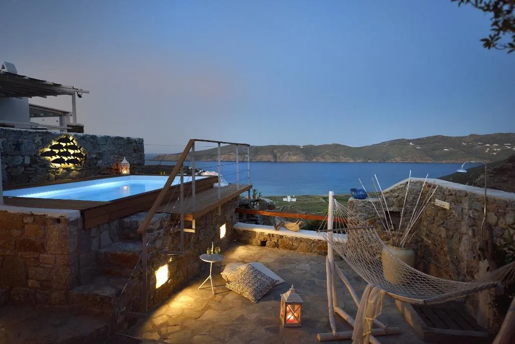 VILLA THREE BEDROOMS WITH PRIVATE POOL Room, Aiolos Villa Mykonos, Mykonos