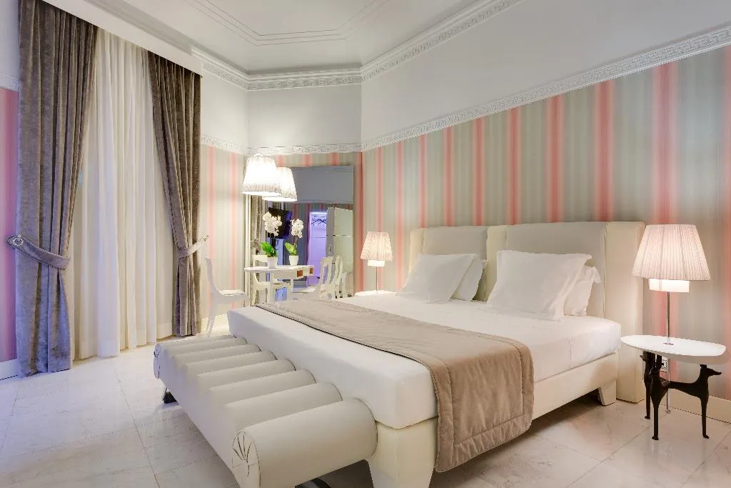 SUITE EXECUTIVE Room, Grand Hotel Palace Rome, Rome