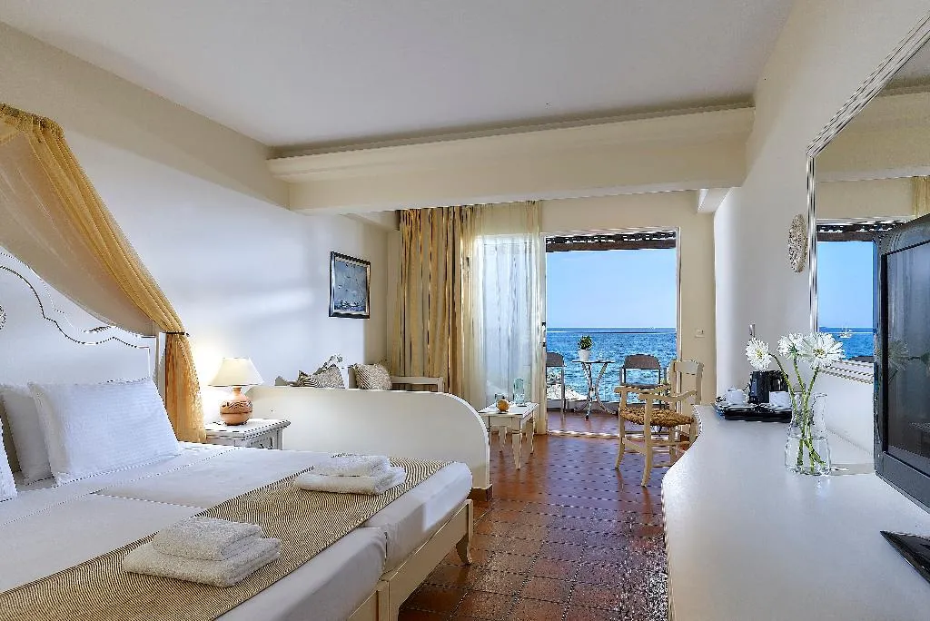 Double or Twin SUPERIOR BEACH FRONT Room, Alexander Beach Hotel & Village Resort, Crete