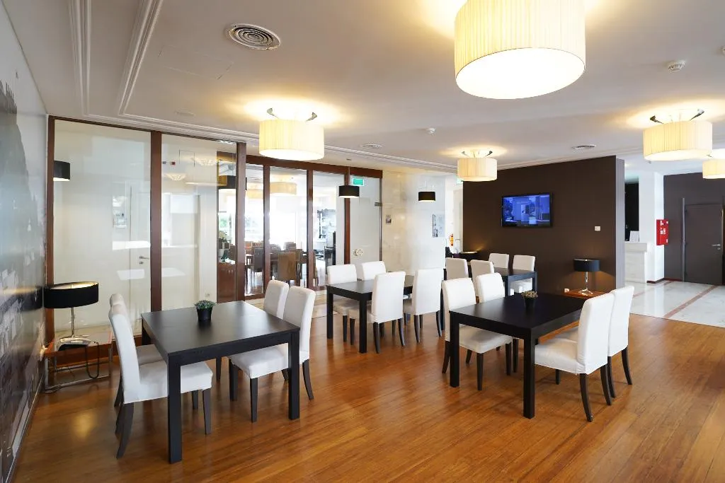 Bar, Legendary Lisboa Suites, Lisbon