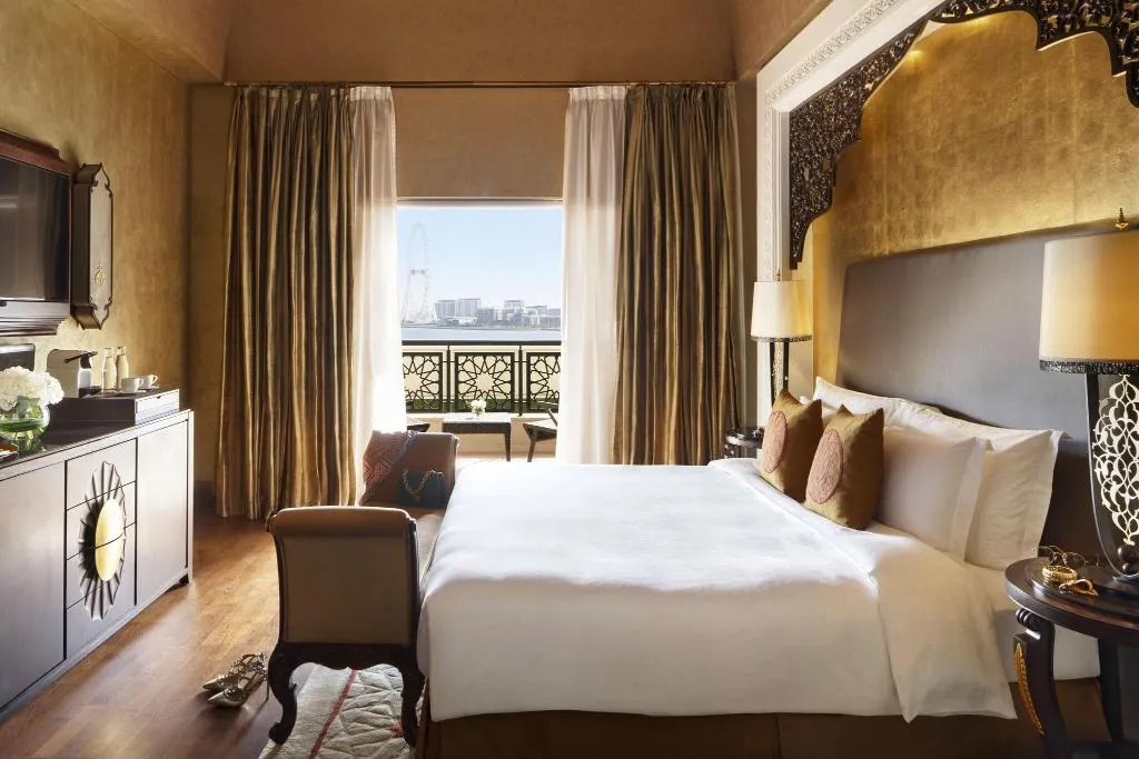 Room, Jumeirah Zabeel Saray Dubai, Dubai