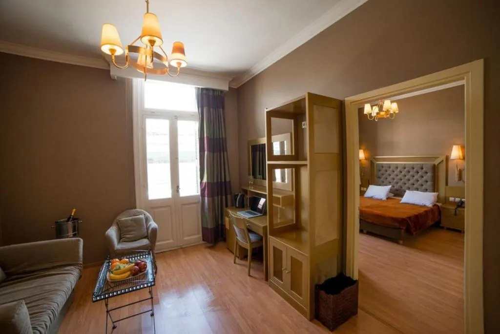 SUITE EXECUTIVE Room, Delphi Art Hotel, Athens