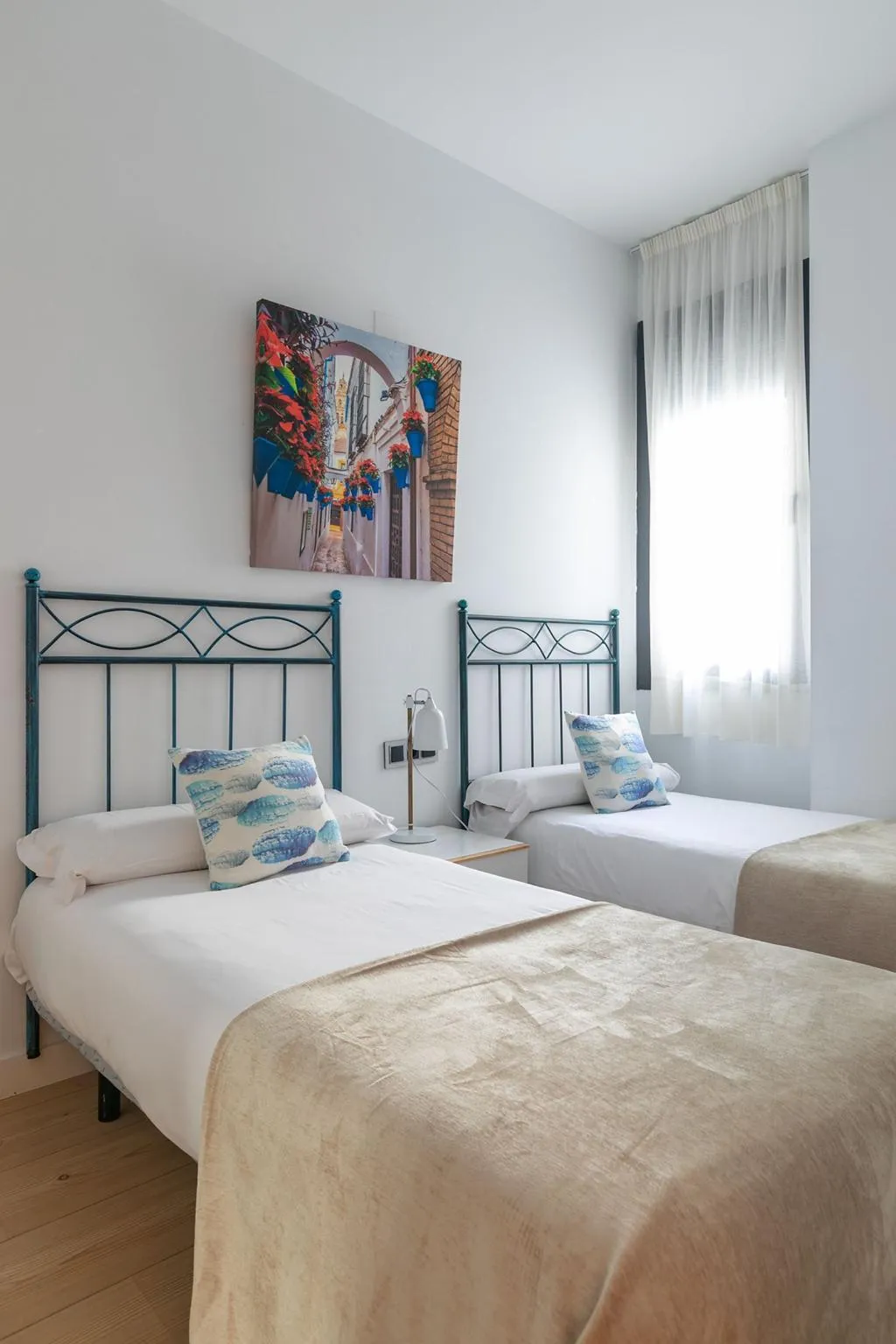 APARTMENT TWO BEDROOMS Room, Holiday Rentals Tempa Museo, Seville