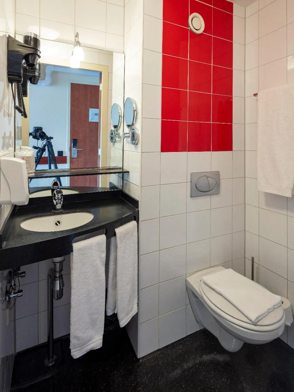TWIN COMFORT Room, A-train, Amsterdam
