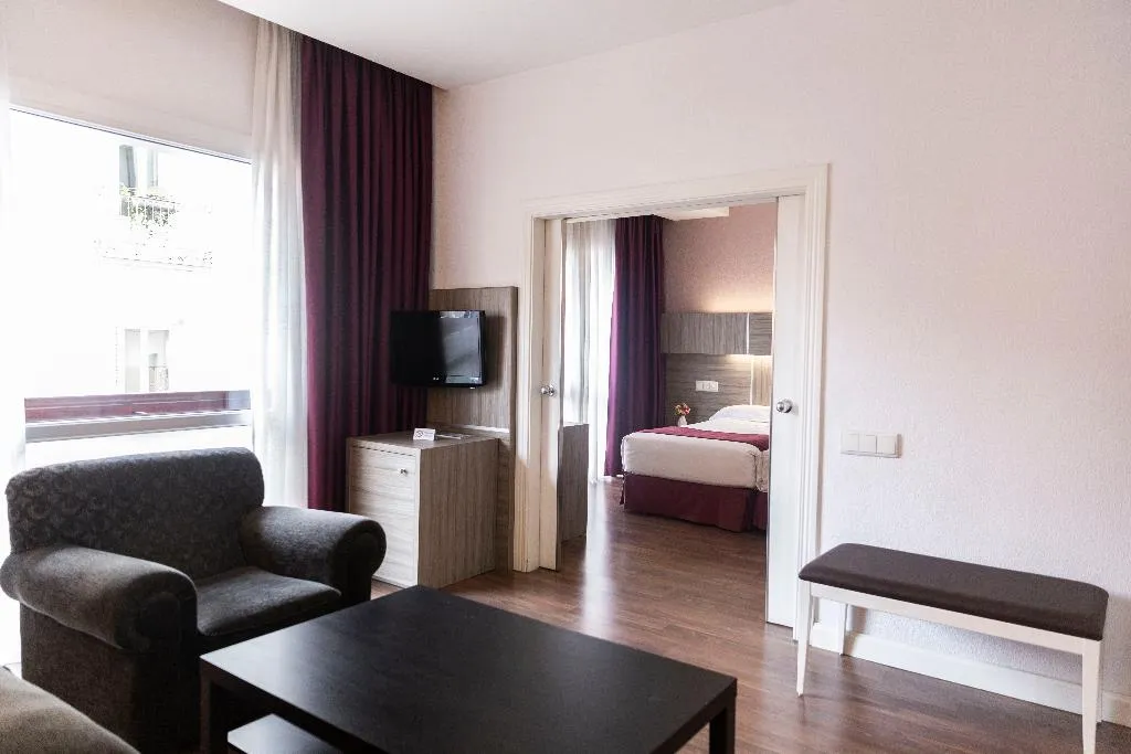 Room, Serrano, Madrid