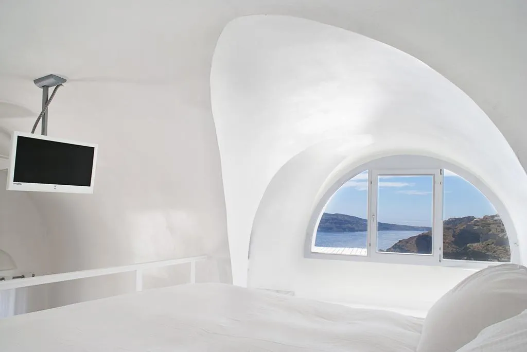SUITE WITH PRIVATE POOL Room, Katikies Santorini -Pelagos House, Santorini