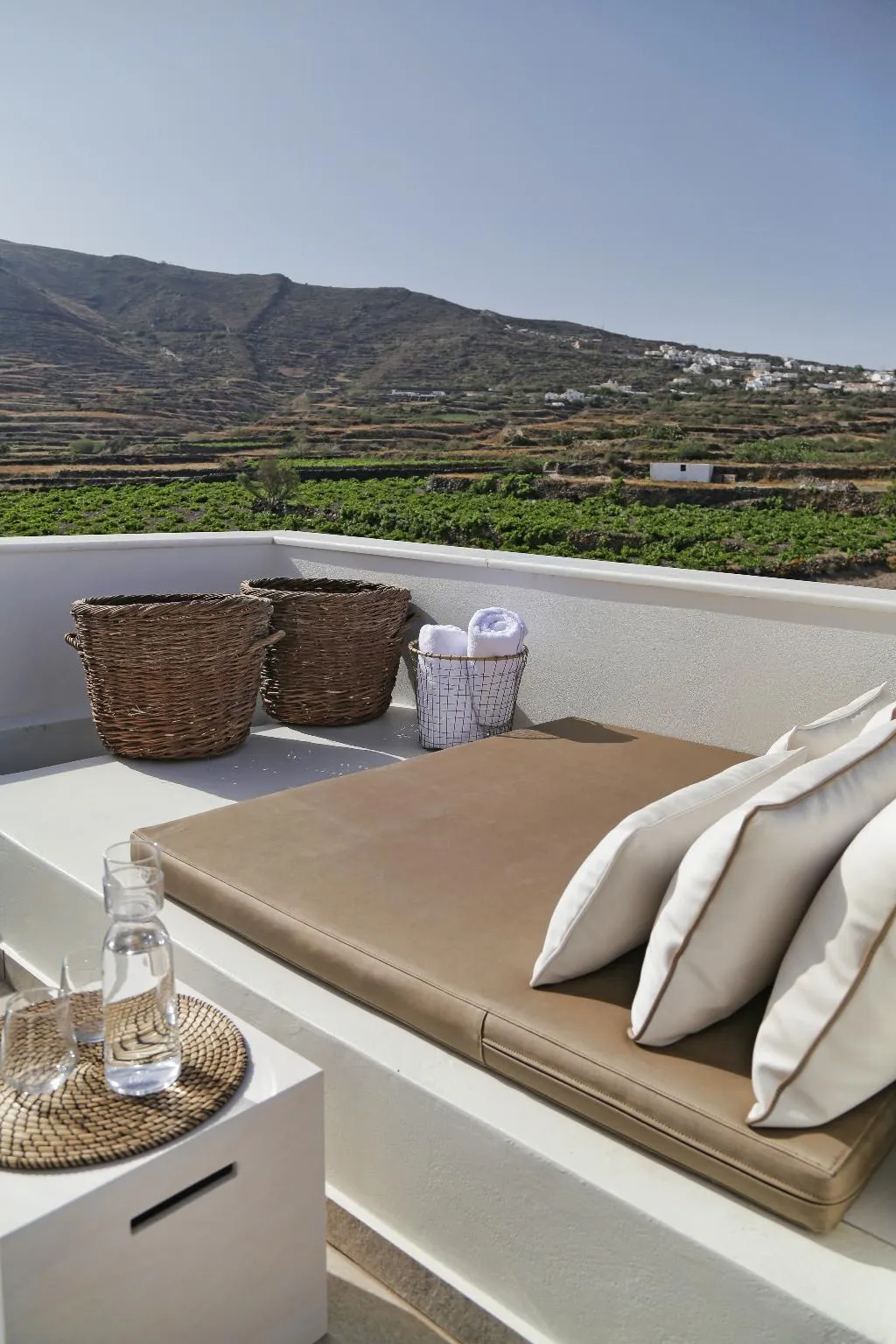 VILLA WITH PRIVATE POOL Room, Vino Houses, Santorini