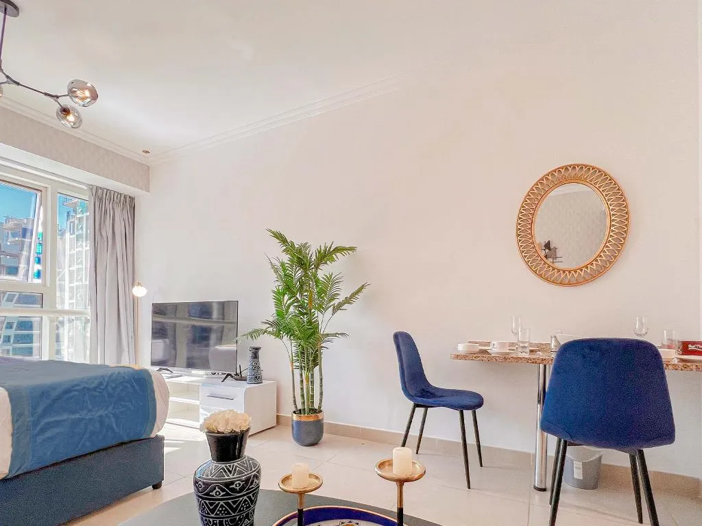 STUDIO ONE BED Room, Goldcrest Executive, Dubai