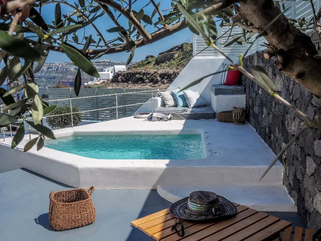 VILLA WITH PRIVATE POOL Room, Cape 9, Santorini