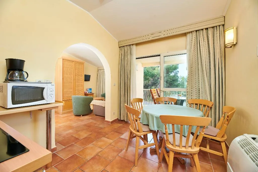 APARTMENT CLASSIC Room, Apartments Bellevue Plava Laguna, Istria