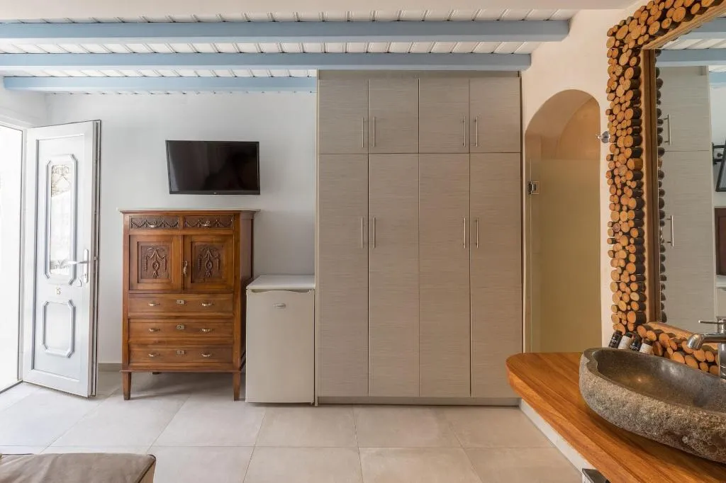 SUITE CAPACITY 2 Room, Villa Konstantin Rooms & Suites, Mykonos