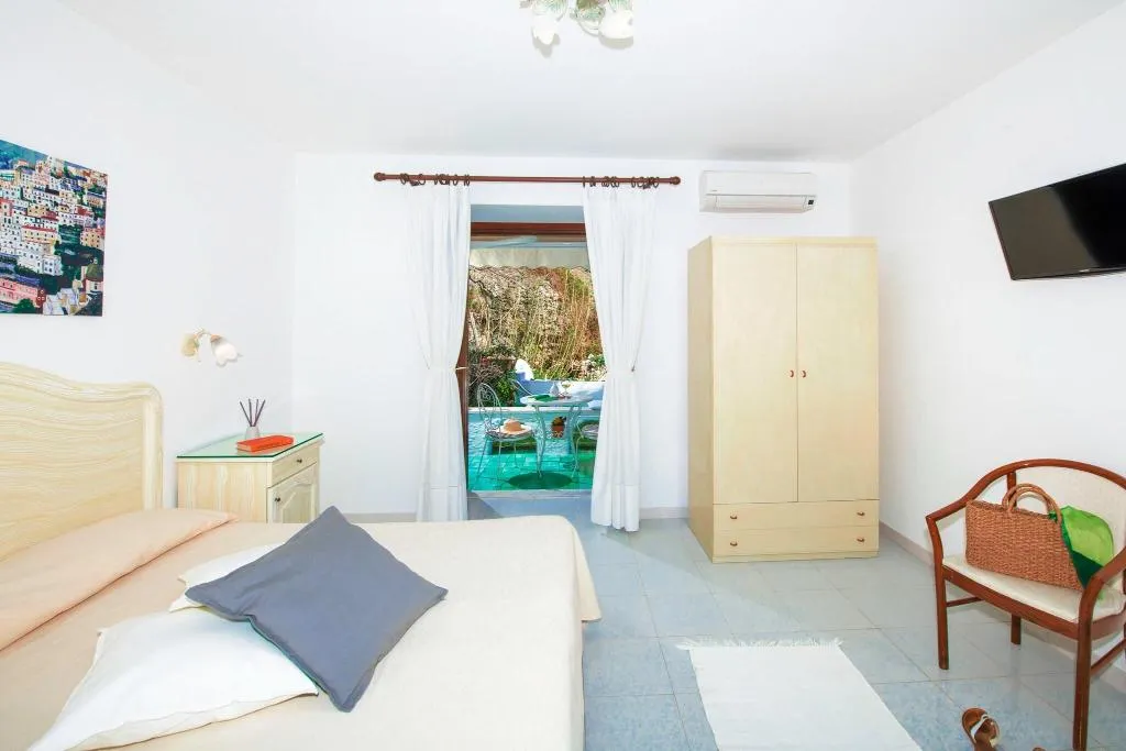 DOUBLE ANNEX Room, Pensione Casa Guadagno, Naples