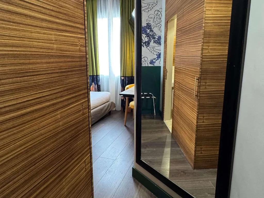 Room, Mercure Roma Centro St. John, Naples