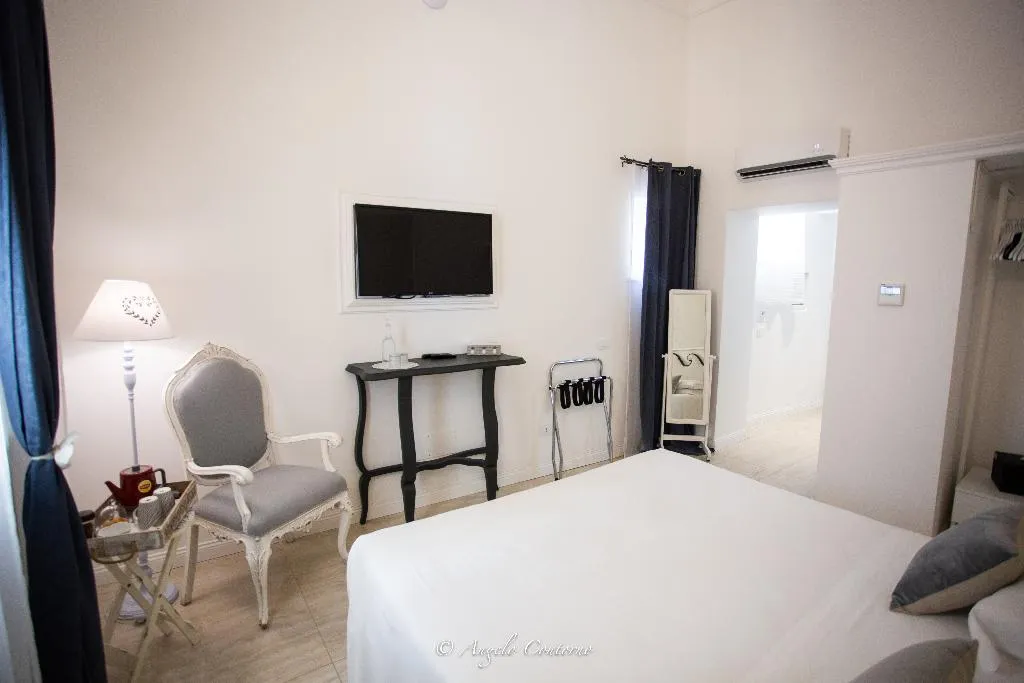 DOUBLE SUPERIOR Room, Palazzo del Poeta - Dimora Contemporanea, Palermo