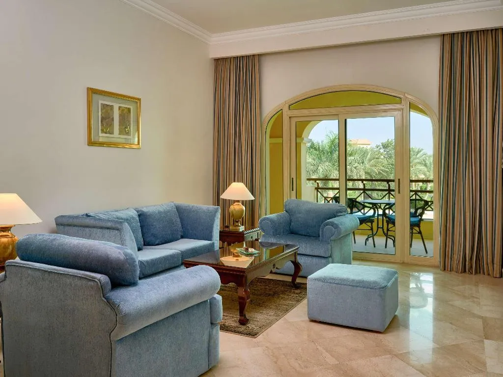 SUITE EXECUTIVE Room, Movenpick Cairo Media City, Cairo