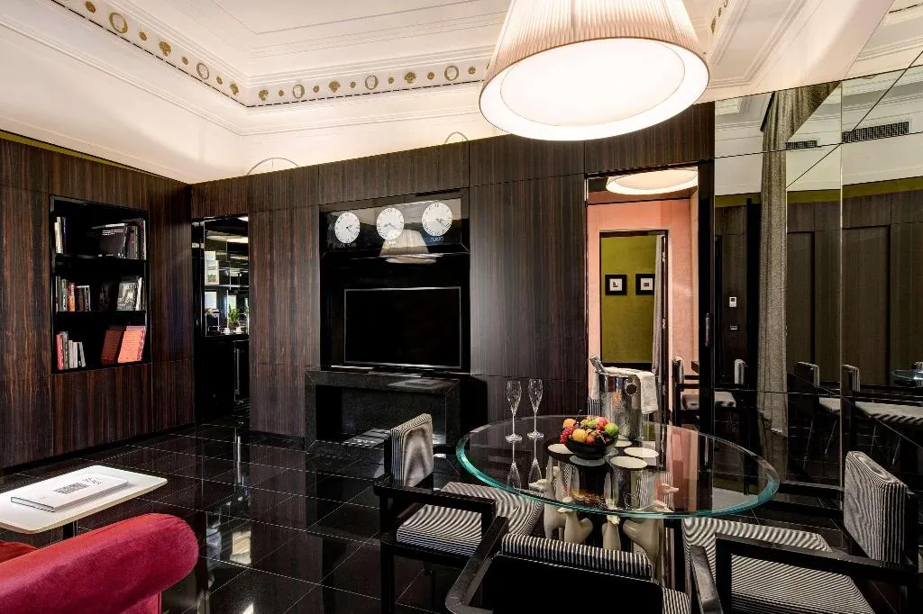 Room, Grand Hotel Palace Rome, Rome