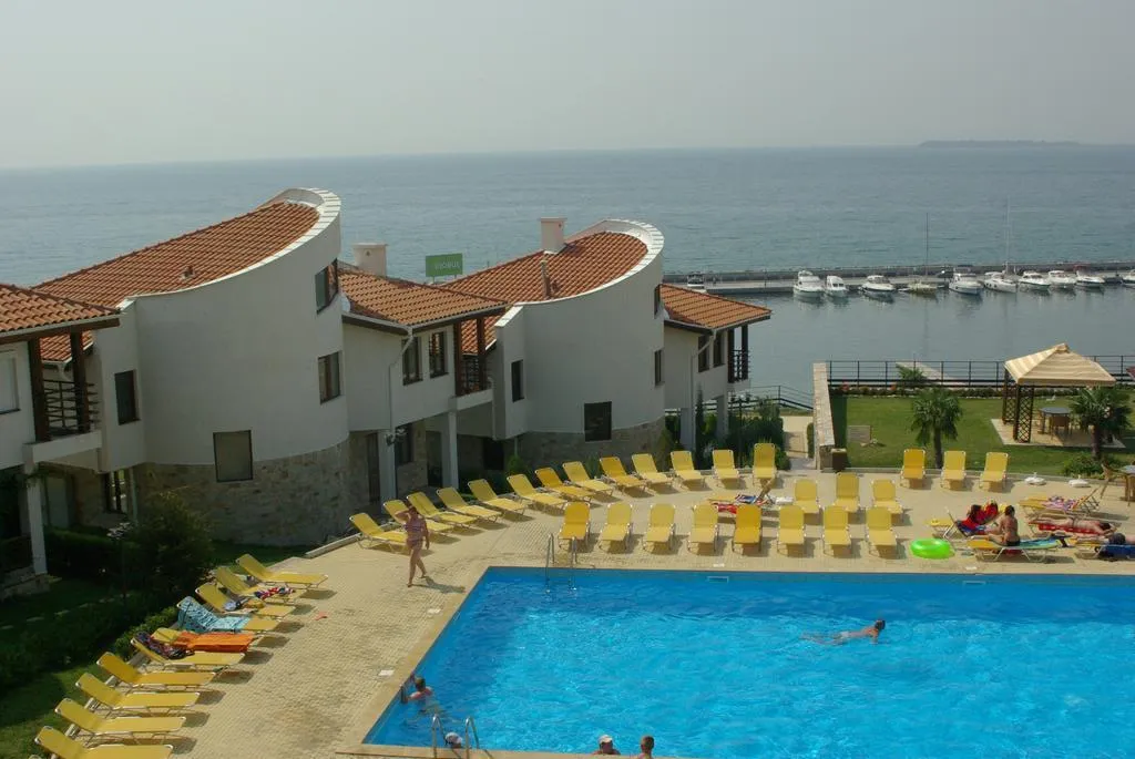 General view, Diamond Apartcomplex, Bourgas