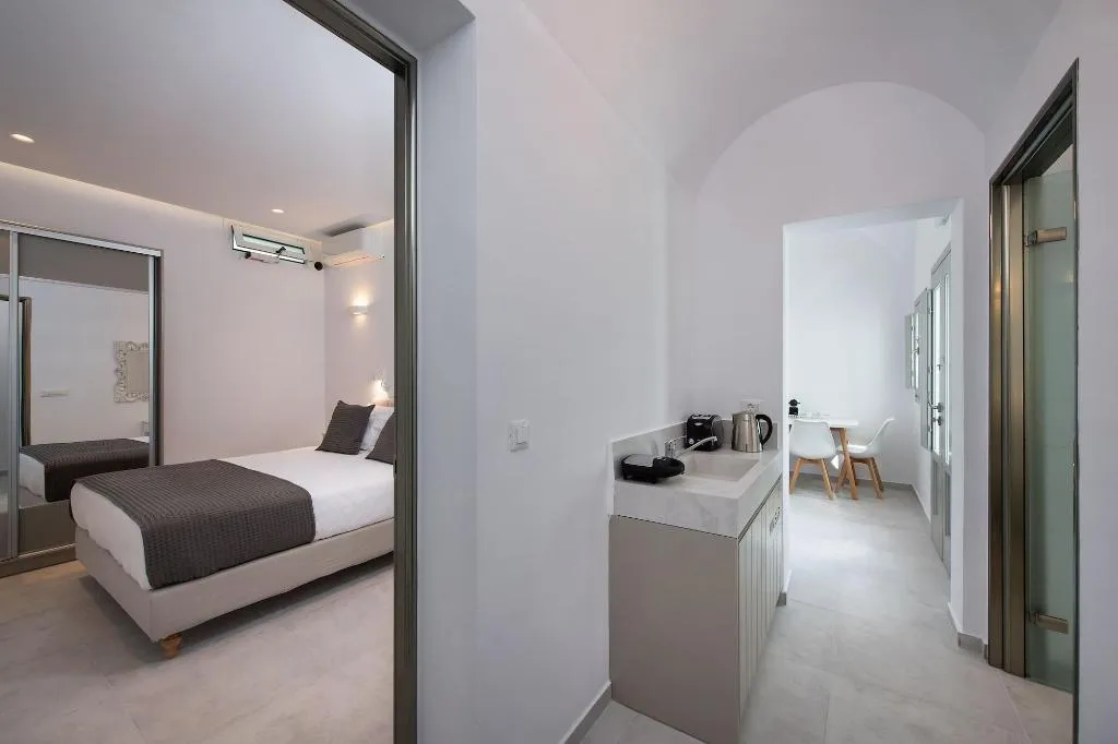 Room, Altemar Suites, Santorini