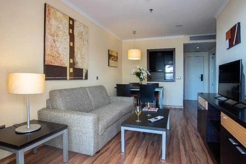 APARTMENT CAPACITY 4 ONE BEDROOM Room, Pierre & Vacances Benalmadena Principe, Costa Del Sol