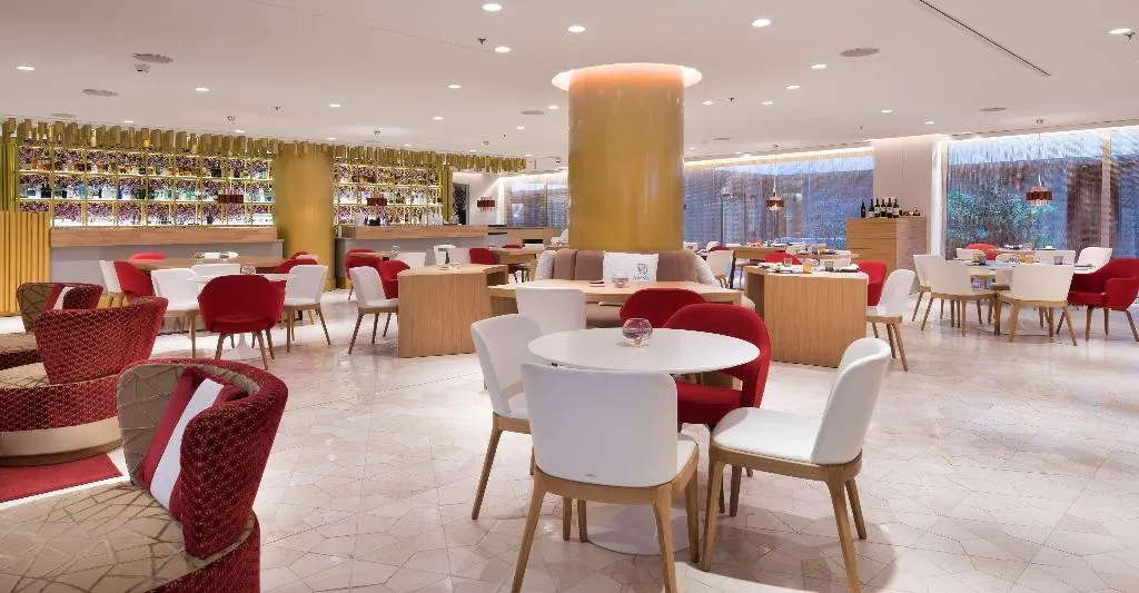 Restaurant, NH Collection Madrid Eurobuilding, Madrid