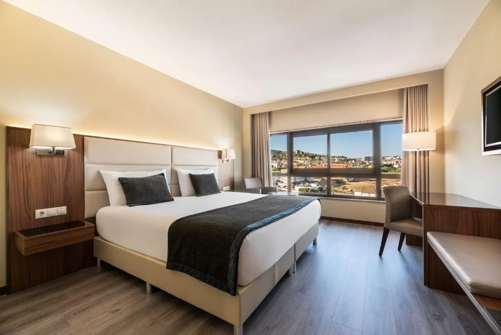 Room, Exe São Lázaro, Porto