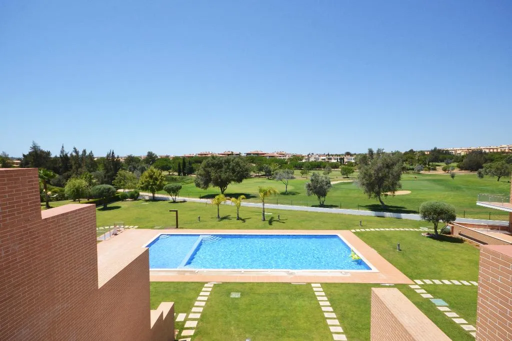 Pool, Millennium Golf Residences, Algarve