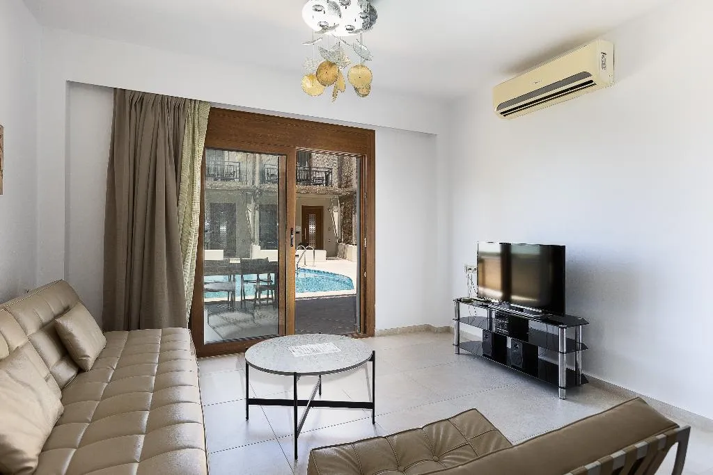 SUITE STANDARD Room, Pantheon Villas & Suites, Crete