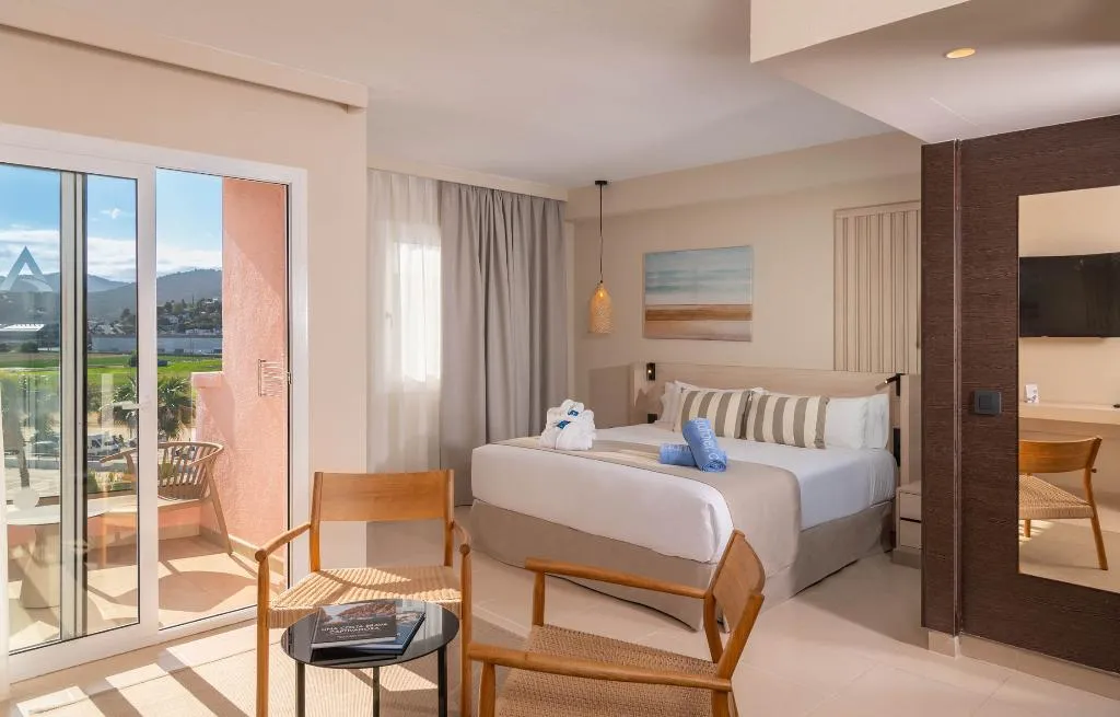 JUNIOR SUITE STANDARD Room, AQUA Hotel The Breeze & Spa - Adults Only +18, Costa Brava
