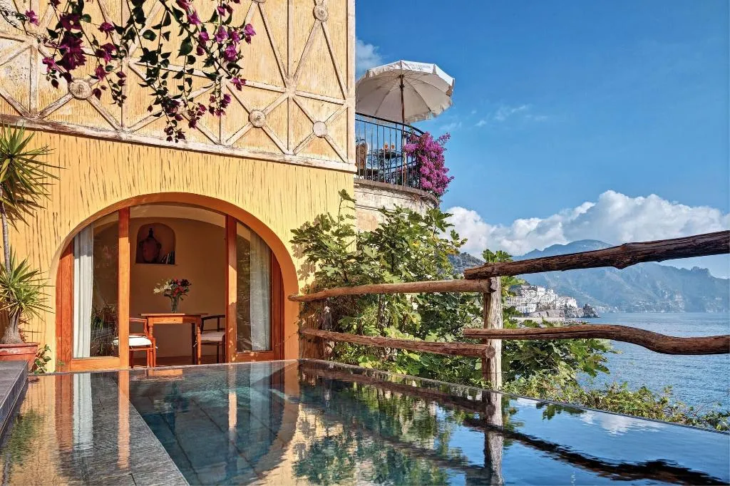 Sports and Entertainment, Hotel Santa Caterina, Naples