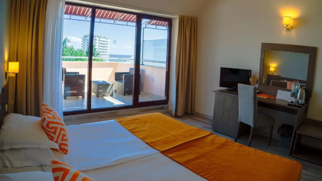 DOUBLE SEA VIEW Room, Park Hotel Odessos, Varna