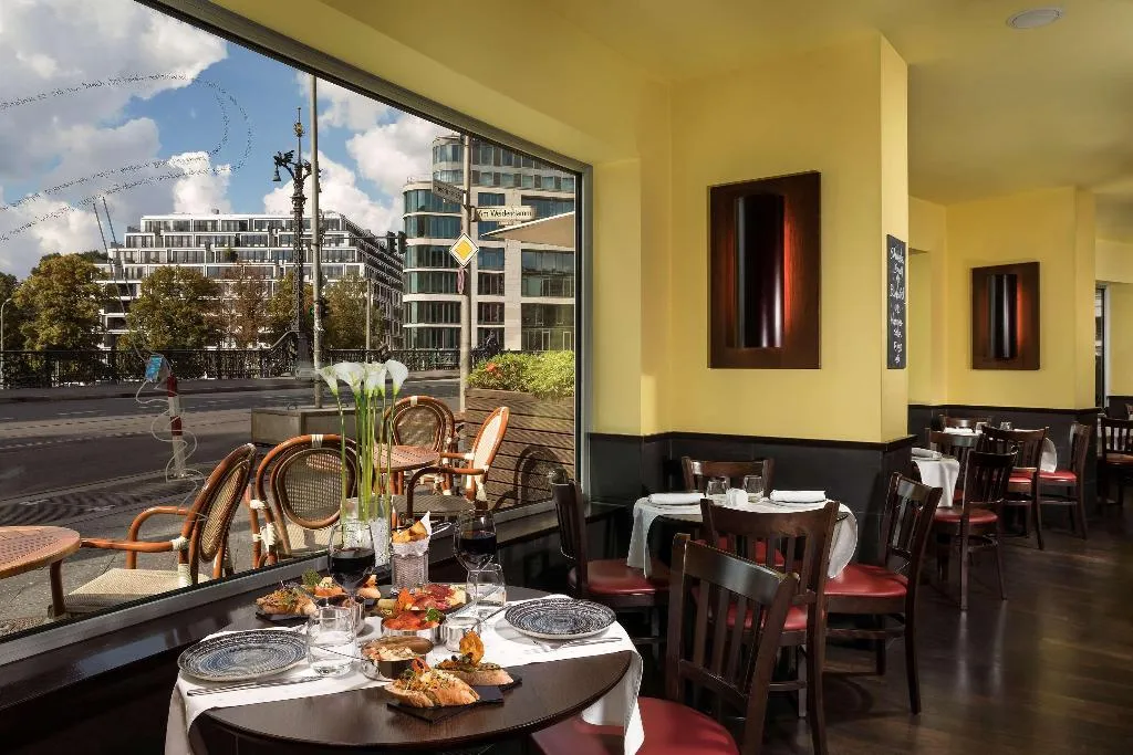 Bar, Melia Berlin, Berlin