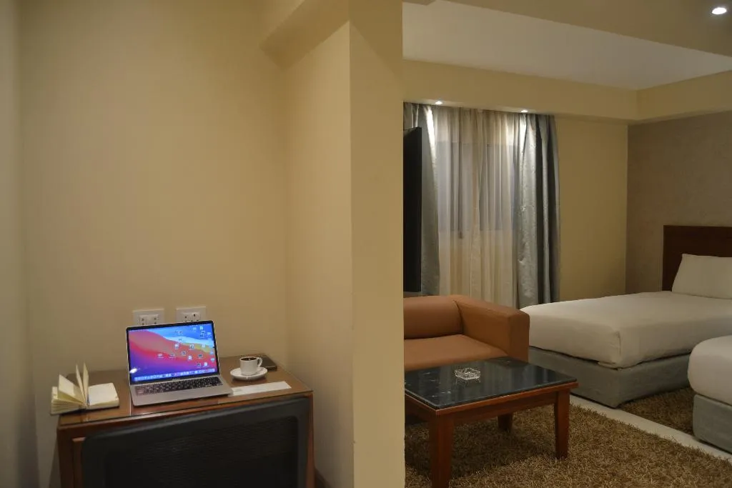 TRIPLE DELUXE Room, Omar El Khayam Al Minya Hotel Luxury Accommodation, Cairo
