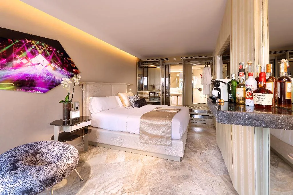 DOUBLE EXECUTIVE SUPERIOR Room, Ushuaia Ibiza Beach Hotel – Adults Only, Ibiza