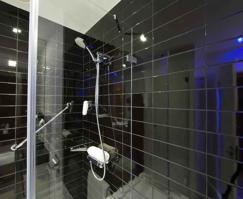 SINGLE STANDARD Room, Holiday Inn Express Av.Liberdade, Lisbon