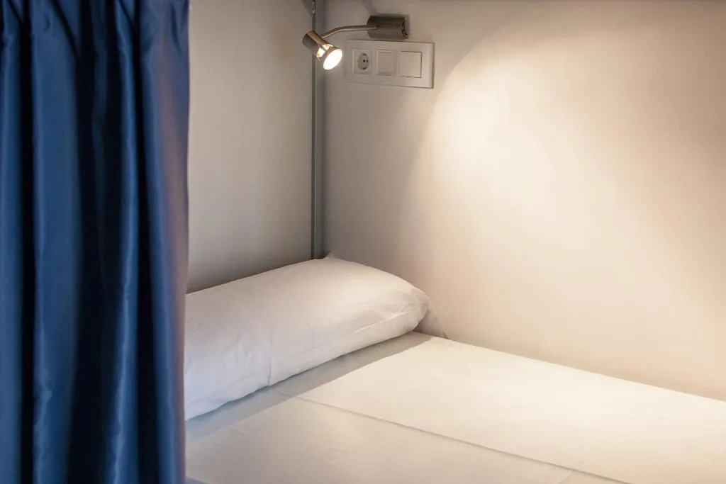 Bed in dormitory CAPACITY 4 Room, Hostel St Christophers Inn Barcelona, Barcelona