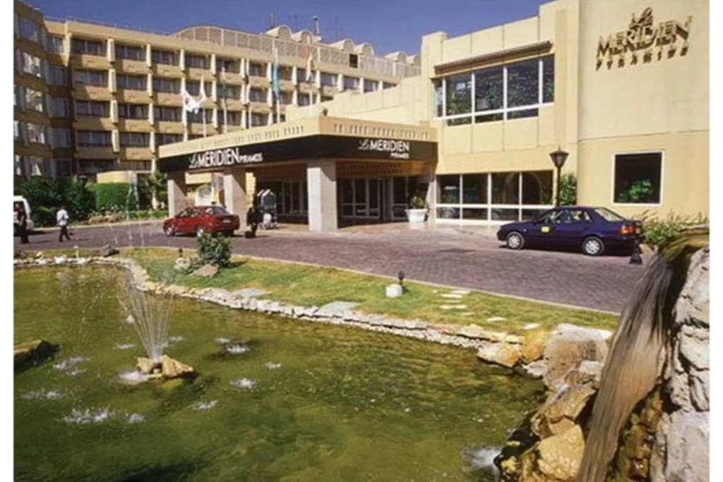 General view, Le Meridien Pyramids, Cairo