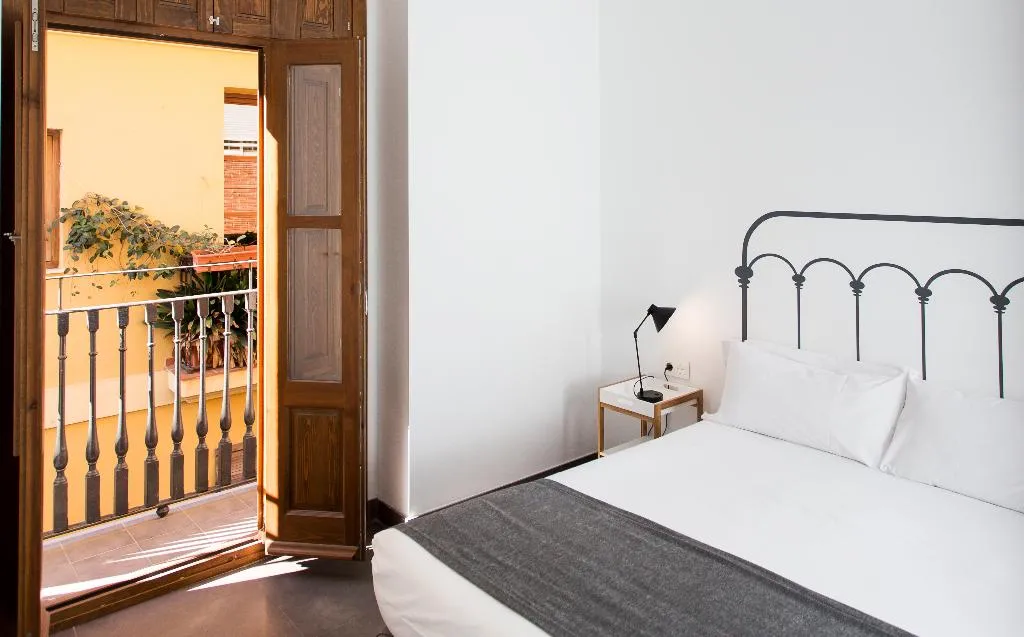 APARTMENT TWO DOUBLE BEDS Room, Valencia Centre Torres de Quart, Valencia