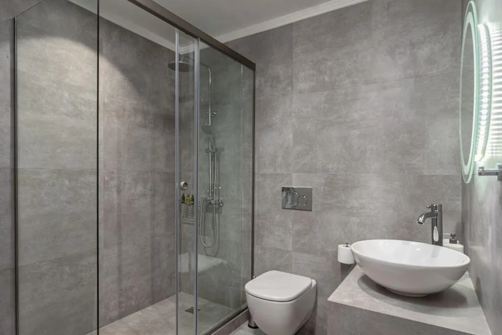 DOUBLE STANDARD Room, Athenian Spirit, Athens
