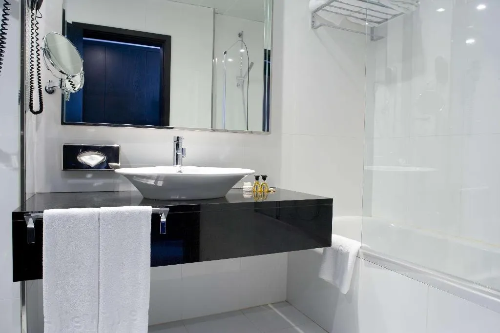 Double or Twin STANDARD Room, Melia Ria, Algarve
