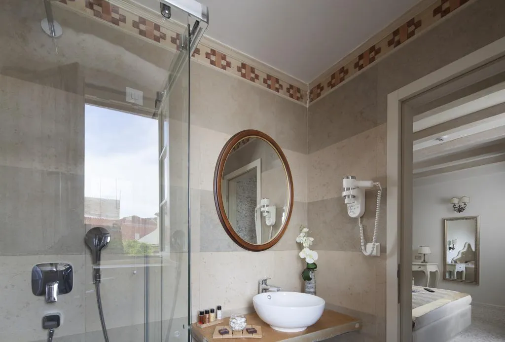 DOUBLE STANDARD Room, Heritage Hotel Life Palace, Split