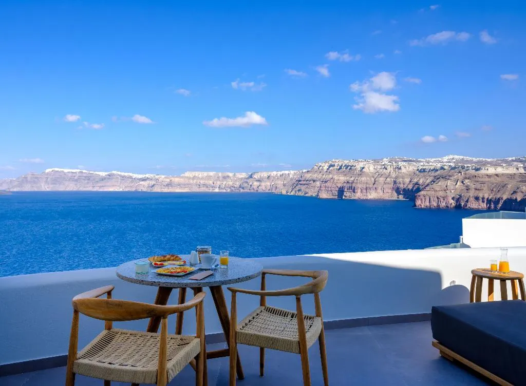 SUITE PREMIUM SEA VIEW Room, Neptune Luxury Spa Suites, Santorini