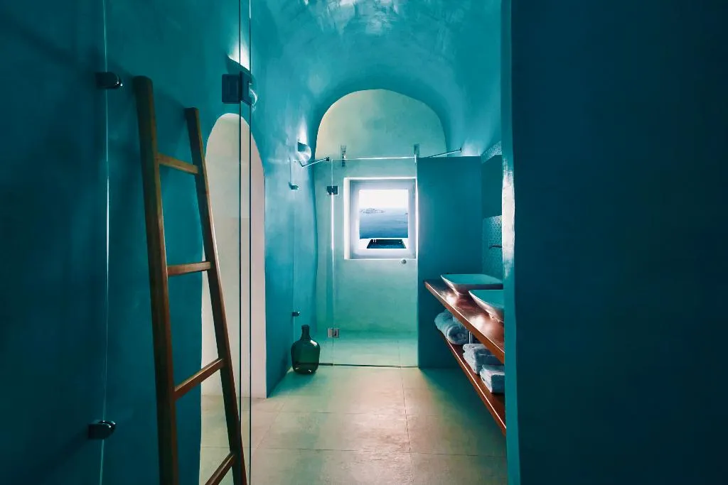 SUITE WITH PRIVATE POOL Room, Remezzo Villas, Santorini